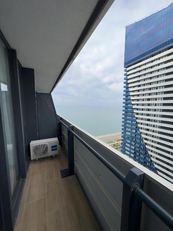 Orbi City Block Superior Class Apartments 巴统 外观 照片